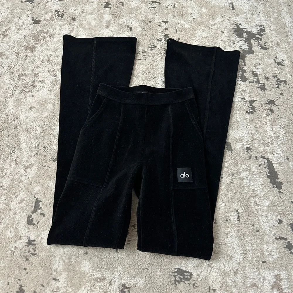 Micro Corduroy High-Waist Winter Break Flare Pants Size XXS in Black